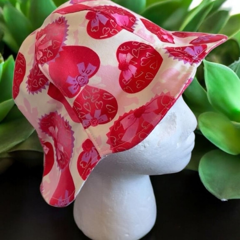 Charming Pink Heart Kids Sun Hat